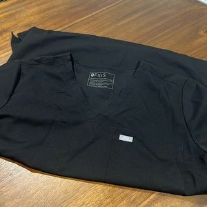 Catarina One-Pocket Scrub Top Black XXL, gently used, great condition